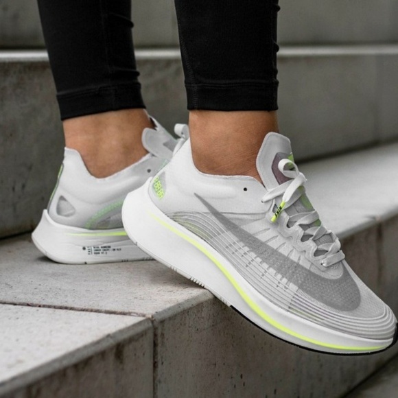 nike zoom fly sp volt